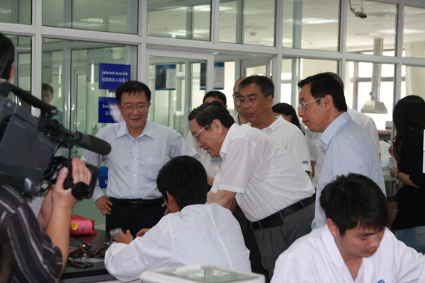 上海市委书记俞正声参观Intertek天祥集团